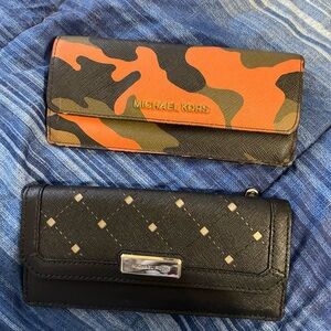 Michael Kors Orange Camouflage and Black Wallet Duo